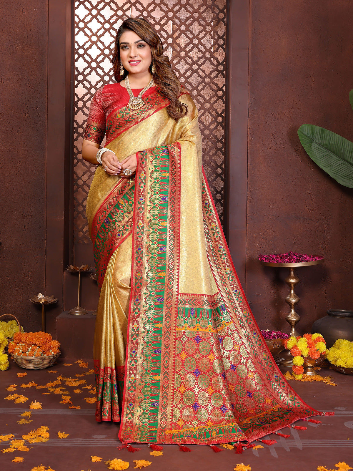 Border Banarasi Tissu