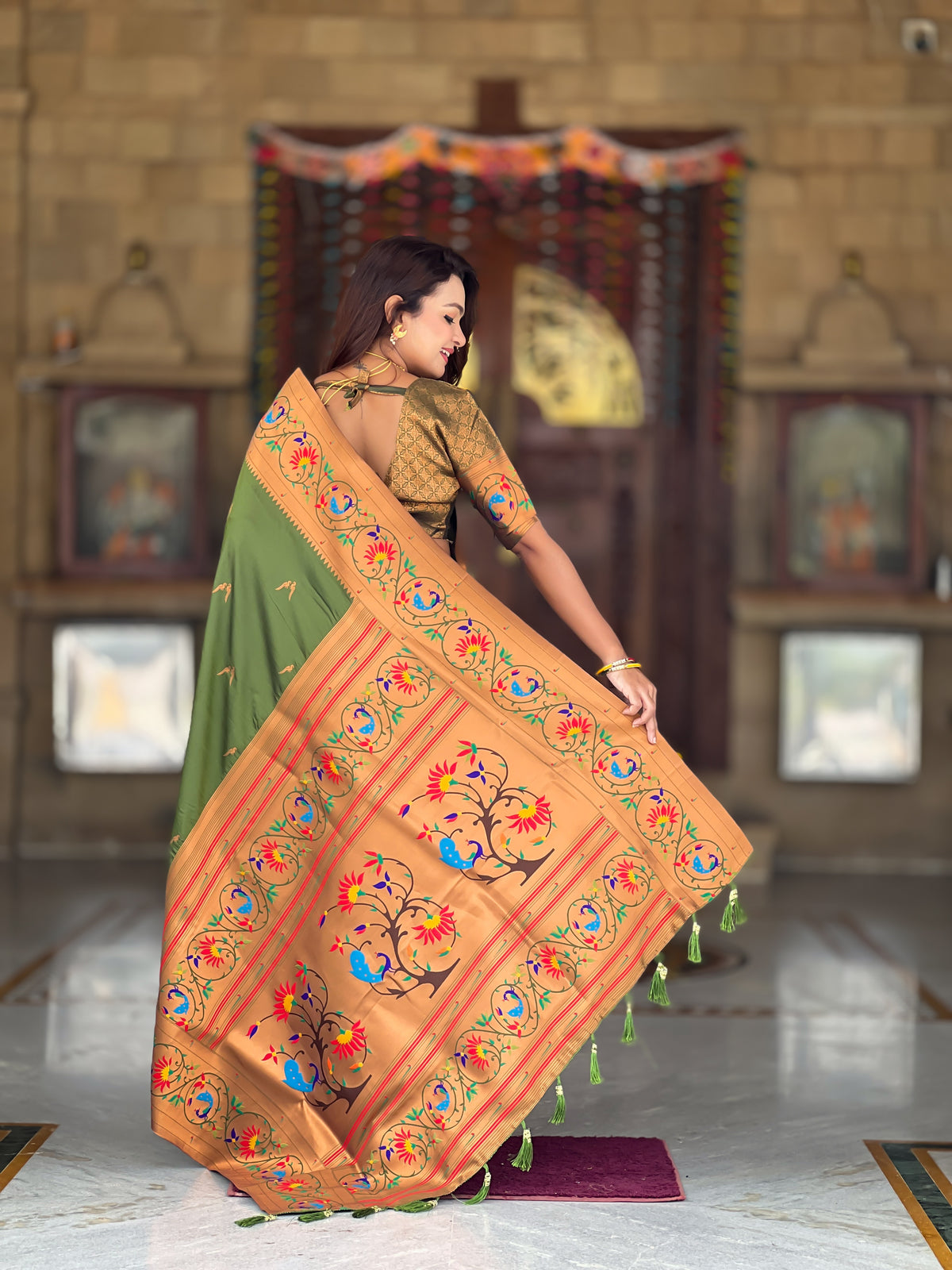 Border Brocade