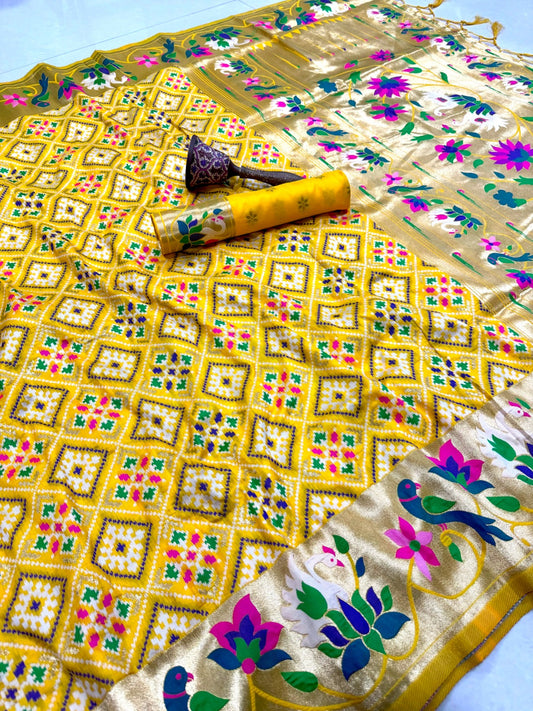 Paithani Patola Border