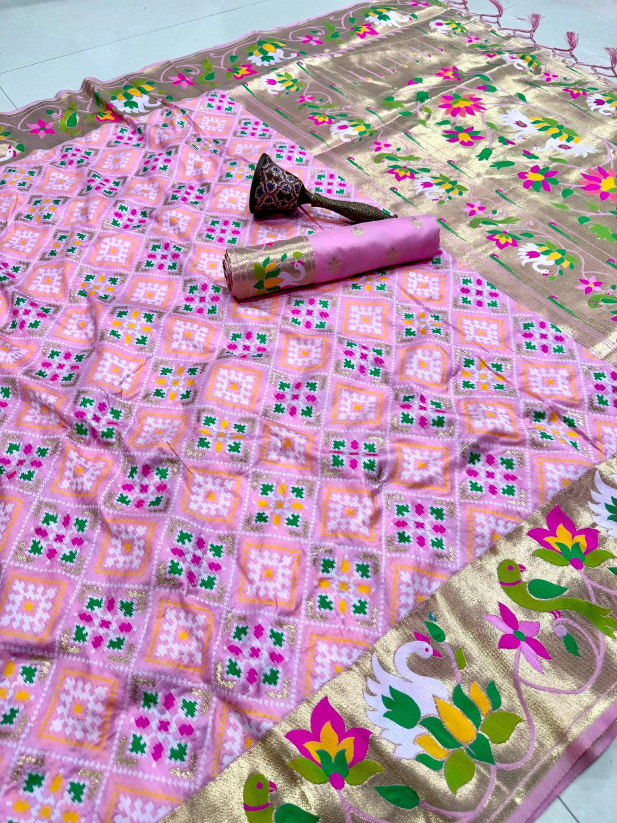 Paithani Patola Border